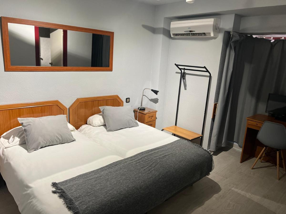 Hostal Arenal Saragosse Extérieur photo