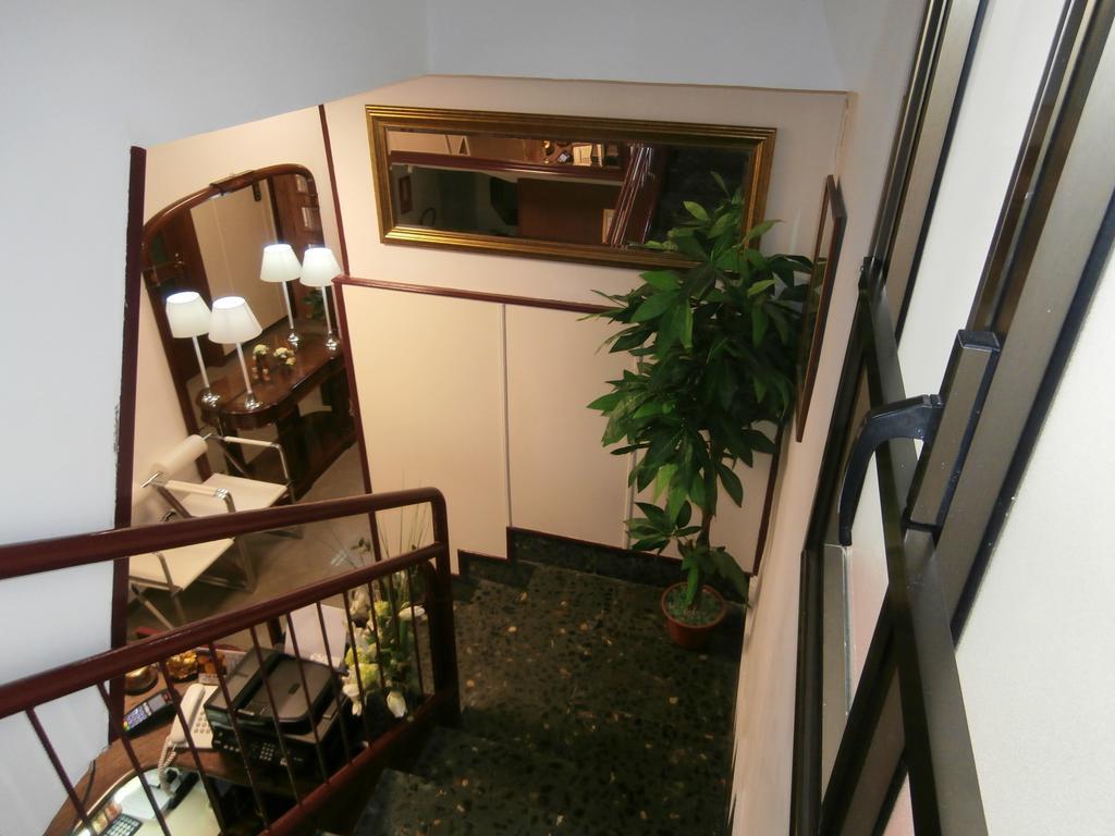 Hostal Arenal Saragosse Extérieur photo