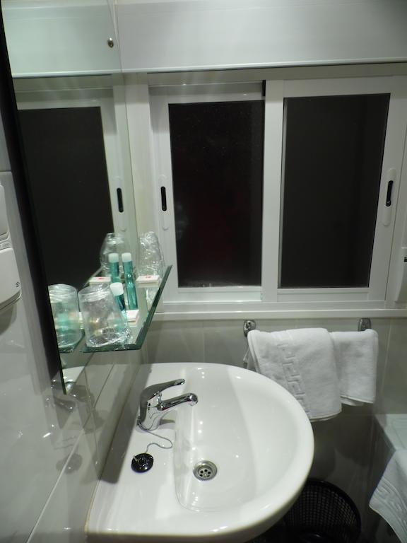 Hostal Arenal Saragosse Chambre photo